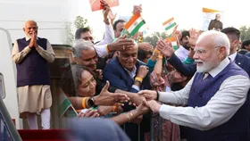 PM Modi UK Visit: लंदन पहुंचे प्रधानमंत्री नरेंद्र मोेदी, भारत माता के जयकारों से गूंजा शहर