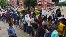 UP Polytechnic: यूपी पॉलीटेक्निक एंट्रेंस एग्जाम के लिए आवेदन शुरू, फटाफट करें अप्लाई