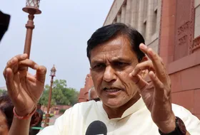 तेजस्वी यादव की बेवकूफी पर तरस आता है: नित्यानन्द राय