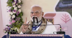 मोतिहारी में विपक्ष पर बरसे पीएम मोदी , कहा- हमें बिहार को इनकी बुरी नीयत से बचाना है