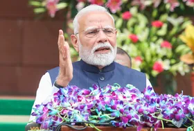 कारगिल विजय दिवस पर देश ने वीर जवानों को किया नमन, प्रधानमंत्री मोदी ने दी श्रद्धांजलि