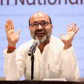 'राहुल गांधी सच्चाई बता रहे हैं', अजय कुमार लल्लू ने बयान का किया समर्थन