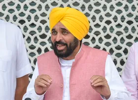 मजीठिया विवाद को लेकर कैप्टन अमरिंदर और सीएम भगवंत मान के बीच तीखी नोकझोंक