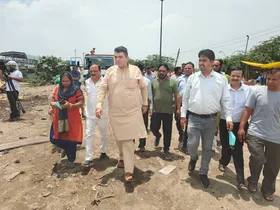 मजलिस पार्क में चौथा कूड़े का पहाड़ बना रही दिल्ली सरकार : अंकुश नारंग