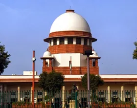 मानहानि केस: सुप्रीम कोर्ट ने मेधा पाटकर की सजा को रखा बरकरार, एलजी सक्सेना के वकील बोले- मामला अंतिम चरण में