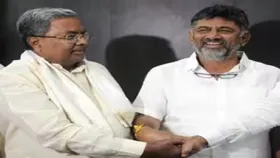 Karnataka CM: नए CM को लेकर पार्टी के अंदर नहीं बनी सहमति, रणदीप सुरजेवाला बोले- BJP फैला रही अफवाहें 