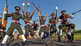 NDA Recruitment 2024: दसवीं-12वीं पास के लिए निकली बंपर भर्ती, जल्द करें आवेदन