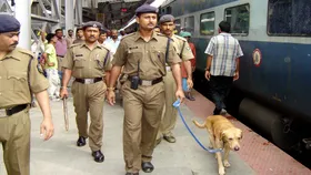 RPF Recruitment: रेलवे सुरक्षा बल में नौकरी का शानदार मौका, 4660 पदों पर निकली भर्ती