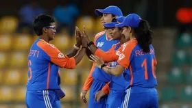 IND W vs PAK W: भारतीय टीम ने पाकिस्तान को 108 पर समेटा, दीप्ति शर्मा की घातक गेंदबाजी 