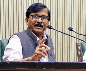 झूठ बोलने का नोबेल मिले तो पीएम मोदी होंगे पहले दावेदार : संजय राउत