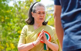 सोनिया गांधी की हालत स्थिर, डॉक्टरों की टीम रख रही स्वास्थ्य पर कड़ी नजर, अस्पताल ने दी अपडेट