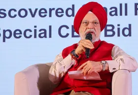 मैन्युफैक्चरिंग से लेकर डिफेंस में आत्मनिर्भर बना रहा देश : हरदीप सिंह पुरी