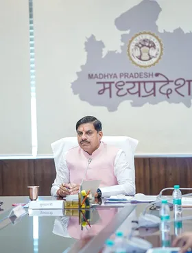 मेघालय में इंदौर के कपल के साथ हुई दुर्घटना की सीबीआई जांच की मांग, सीएम मोहन यादव ने गृह मंत्री से किया अनुरोध