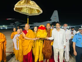 वियतनाम में एक माह तक चली प्रदर्शनी के बाद बुद्ध के पवित्र अवशेष भारत भेजे गए