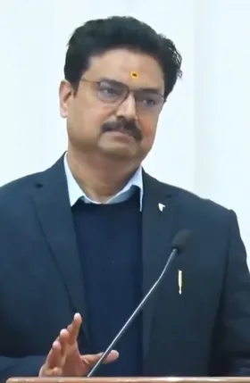दिल्ली विश्वविद्यालय के कुलपति योगेश सिंह ने कहा, हम देशभक्तों को बढ़ावा देने के लिए उत्सुक हैं