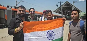कटरा-श्रीनगर वंदे भारत : यात्री बोले- सड़क से सफर में लगता था 12 घंटा, अब लग रहे महज 3 घंटे
