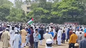 नासिक में नमाज के बाद फिलिस्तीनी झंडा फहराया गया, पुलिस ने शुरू की जांच