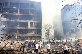 अहमदाबाद विमान हादसा :  242 यात्रियों में 169 भारतीय, एयर इंडिया ने जारी किया हेल्पलाइन नंबर