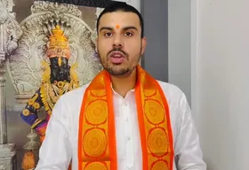 शनि शिंगणापुर मंदिर विवाद : मुस्लिम कर्मचारियों की नियुक्ति के खिलाफ आंदोलन के बाद प्रशासन ने फैसला पलटा