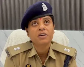 यूपी: फल-सब्जी विक्रेता बनकर ऑनलाइन 50 लाख की ठगी करने वाले दो आरोपी गिरफ्तार
