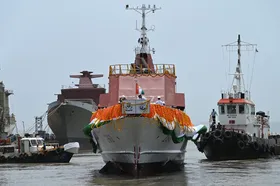भारतीय तटरक्षक बल को मिला नया फास्ट पेट्रोलिंग जहाज ‘अचल’