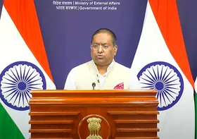 भारतीय नागरिकों को तेहरान छोड़ने की सलाह, इजरायल और ईरान में जंग के बीच भारत ने जारी की नई एडवाइजरी