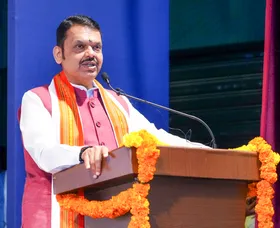 पाकिस्तान ने सीजफायर के लिए खुद किया था फोन, भारत को नहीं मध्यस्थता की जरूरत : देवेंद्र फडणवीस