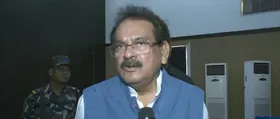 योग दिवस से पहले 'ब्रेक' पर सियासत, एसटी हसन को मंत्री एसपी सिंह बघेल ने दिया जवाब
