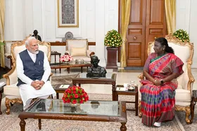 राष्ट्रपति द्रौपदी मुर्मू का जन्मदिन आज, पीएम मोदी ने दी शुभकामनाएं, बोले- आप आशा और शक्ति की किरण