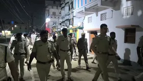 पटना: राजद विधायक रीतलाल यादव के गांव में पुलिस छापेमारी, चारदीवारी निर्माण रुकवाने और तोड़फोड़ का मामला