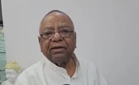 लालू यादव जब तक धरती पर रहेंगे पार्टी के राष्ट्रीय अध्यक्ष रहेंगे : मंगनी लाल मंडल