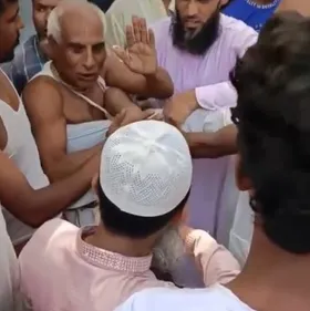 बांग्लादेश में झूठे ईशनिंदा का एक और मामला, भीड़ ने हिंदू नाई को पीटा