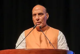 आतंकवाद के केंद्र अब सुरक्षित नहीं, हम उन्हें निशाना बनाने में संकोच नहीं करेंगे: राजनाथ सिंह