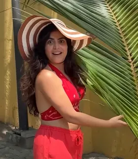 बर्थडे स्पेशल : चुलबुली भूमिकाओं से ‘फेस ब्लाइंडनेस’ की जद तक, ऐसा रहा शेनाज ट्रेजरी का सफर