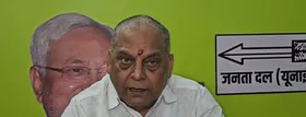 तेजस्वी यादव को मतदाता सूची सत्यापन की आलोचना करने का अधिकार नहीं : नीरज कुमार