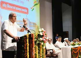 'मेरे पर कोई दबाव नहीं है', उपराष्ट्रपति धनखड़ का अशोक गहलोत को जवाब