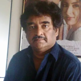 'स्पेशल ऑप्स' के साथ ओटीटी पर काम करना मेरे लिए बड़ा अवसर: शिवम नायर