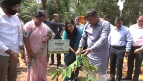 दिल्ली: सीएम रेखा गुप्ता ने पिछली सरकारों पर पर्यावरण की अनदेखी का लगाया आरोप