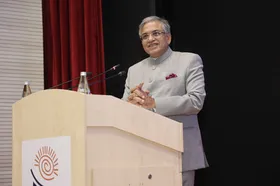 बिहार में एसआईआर अभियान : 1.5 करोड़ घरों में बीएलओ का पहला दौरा पूरा