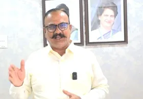 हिंदी थोपे जाने के खिलाफ उद्धव-राज ठाकरे की रैली में शामिल नहीं होगी कांग्रेस