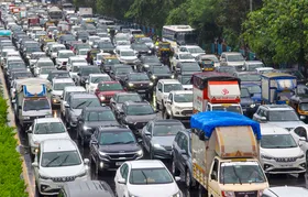 भारत में वाहनों की बिक्री जून में 4.84 प्रतिशत बढ़कर 20 लाख यूनिट के पार