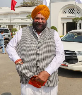 दिल्ली में जहां से कांवड़ यात्रा निकलेगी, वहां हर हाल में मीट की दुकान बंद कराएंगे : तरविंदर सिंह मारवाह