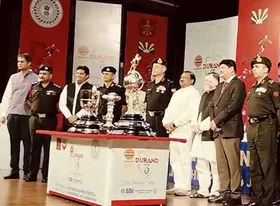 जमशेदपुर में 'डूरंड कप ट्रॉफी' का अनावरण, राज्यपाल ने बताया झारखंड के लिए गर्व का क्षण