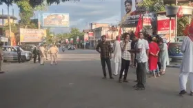 पश्चिम बंगाल : जलपाईगुड़ी में दिखा भारत बंद का असर, सात प्रदर्शनकारियों को हिरासत में लिया