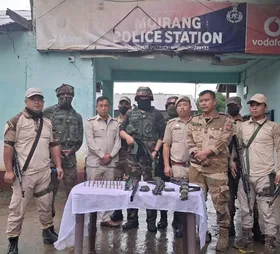 मणिपुर पुलिस की बड़ी कार्रवाई, बड़ी संख्या में हथियार किए बरामद