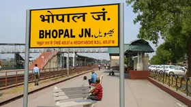 दिल्ली से माता-पिता की डांट से नाराज होकर भागीं तीन लड़कियां, भोपाल में मिलीं