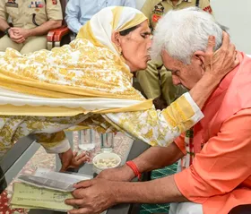 भाषणों और बयानों से आतंकवाद का महिमामंडन करने वालों को बख्शा नहीं जाएगा : एलजी मनोज सिन्हा