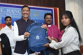 मैं चाहता हूं रांची के बच्चे भी इंडियन कोस्ट गार्ड में शामिल होकर देश का नाम रौशन करें : संजय सेठ