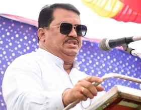 नितेश राणे के खिलाफ कांग्रेस नेता का आपत्तिजनक बयान, कहा - 'कद के हिसाब से ही है बुद्धि'
