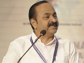 തൃശൂരിലെ വോട്ടുകൊള്ള: സുരേഷ് ഗോപി മൗനം പാലിക്കുന്നത് പ്രതിരോധിക്കാൻ ഒന്നുമില്ലാത്തതിനാലെന്ന് വി.ഡി സതീശൻ